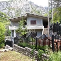 House in the suburbs in Montenegro, Bar, Sutomore, 150 sq.m.