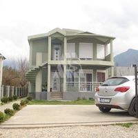 Дом в пригороде в Черногории, Бар, 179 кв.м.