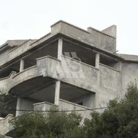 Дом в пригороде в Черногории, Бар, Добра Вода, 240 кв.м.