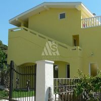 Дом в пригороде в Черногории, Бар, Утеха, 270 кв.м.