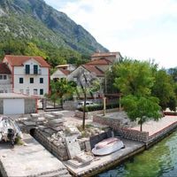 House in the suburbs in Montenegro, Kotor, 181 sq.m.