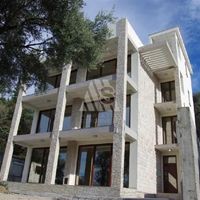 Villa in the suburbs in Montenegro, Bar, Sutomore, 450 sq.m.