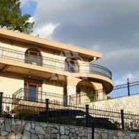 Villa in the suburbs in Montenegro, Bar, 326 sq.m.