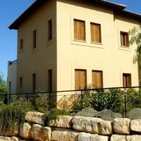 Flat in Republic of Cyprus, Eparchia Pafou, 130 sq.m.