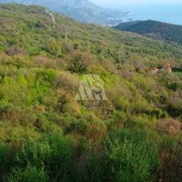 Land plot in the suburbs in Montenegro, Budva