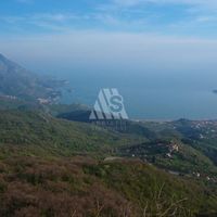 Land plot in the suburbs in Montenegro, Budva