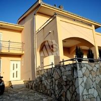 House in the suburbs in Montenegro, Bar, Utjeha, 350 sq.m.