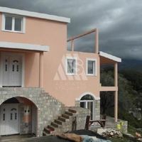 House in the suburbs in Montenegro, Bar, 300 sq.m.