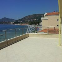 Flat in the suburbs in Montenegro, Budva, Przno, 230 sq.m.