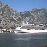 Земельный участок в пригороде в Черногории, Котор