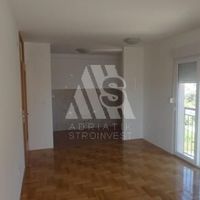 Flat in the suburbs in Montenegro, Bar, 73 sq.m.