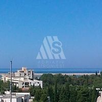 Flat in the big city, by the lake in Montenegro, Bar, 90 sq.m.