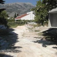 Дом в большом городе в Черногории, Бар, 250 кв.м.