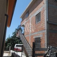 House by the lake, in the suburbs in Montenegro, Bar, Utjeha, 250 sq.m.