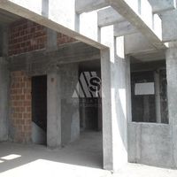 Дом у озера, в пригороде в Черногории, Бар, Утеха, 400 кв.м.