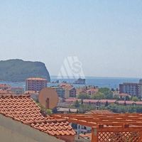 Квартира в большом городе в Черногории, Будва, 70 кв.м.