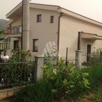 Дом в пригороде в Черногории, Бар, 200 кв.м.