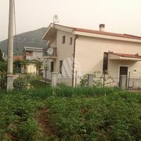 Дом в пригороде в Черногории, Бар, 200 кв.м.