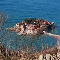 Земельный участок у озера в Черногории, Будва, Пржно