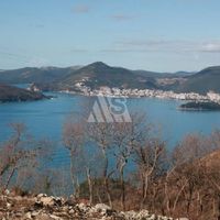 Земельный участок у озера в Черногории, Будва, Пржно