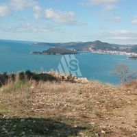 Земельный участок у озера в Черногории, Будва, Пржно