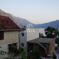 House in the suburbs in Montenegro, Kotor, Perast, 350 sq.m.