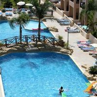 Flat in Republic of Cyprus, Eparchia Pafou, 122 sq.m.