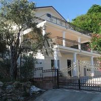 House in Montenegro, Ulcinj, 450 sq.m.