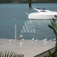 House by the lake in Montenegro, Tivat, Radovici, 219 sq.m.