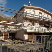 House in the suburbs in Montenegro, Bar, Sutomore, 175 sq.m.