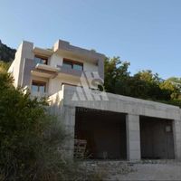 Дом в пригороде в Черногории, Бар, Сутоморе, 350 кв.м.