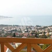 Квартира в Черногории, Бар, 145 кв.м.