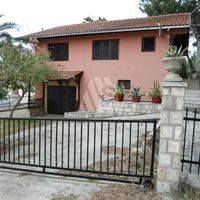 Дом в Черногории, Бар, 130 кв.м.