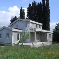 Дом в большом городе в Черногории, Бар, 185 кв.м.