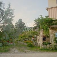 Дом в большом городе в Черногории, Тиват, 286 кв.м.