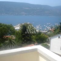 Flat in Montenegro, Herceg Novi, Herceg-Novi, 149 sq.m.