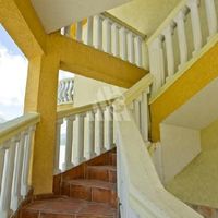 Дом в Черногории, Бар, 530 кв.м.