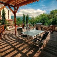 Дом в пригороде в Черногории, Тиват, Радовичи, 180 кв.м.