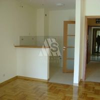 Квартира в Черногории, Бар, 61 кв.м.