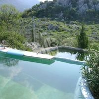 Other commercial property in Montenegro, Bar, Dobra Voda, 182 sq.m.