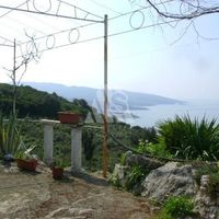 Other commercial property in Montenegro, Bar, Dobra Voda, 182 sq.m.