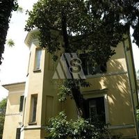 House in Montenegro, Herceg Novi, Herceg-Novi, 550 sq.m.
