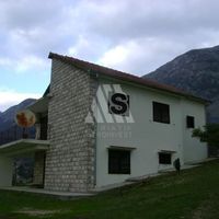 Дом в Черногории, Котор, Рисан, 180 кв.м.