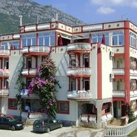 Отель (гостиница) в Черногории, Бар, 1200 кв.м.