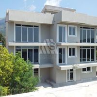 Вилла в пригороде в Черногории, Бар, Добра Вода, 265 кв.м.