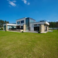 Дом в Латвии, 450 кв.м.