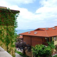 Апартаменты в горах, на спа-курорте, у моря в Болгарии, Свети-Влас, 67 кв.м.
