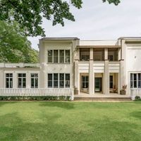 Дом в Латвии, Юрмала, Яундубулты, 449 кв.м.