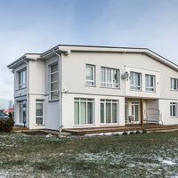 Дом в пригороде в Латвии, Бабитский край, Пиньки, 340 кв.м.