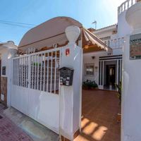 Дом на спа-курорте, у озера, у моря в Испании, Валенсия, Торревьеха, 65 кв.м.